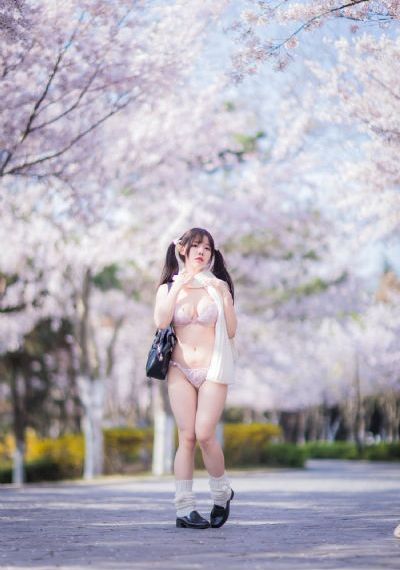 欧美臀模视频_1080P高清视频观看