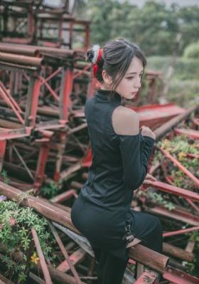 人人玩人人妻精品国产美女_4K全集免费播放